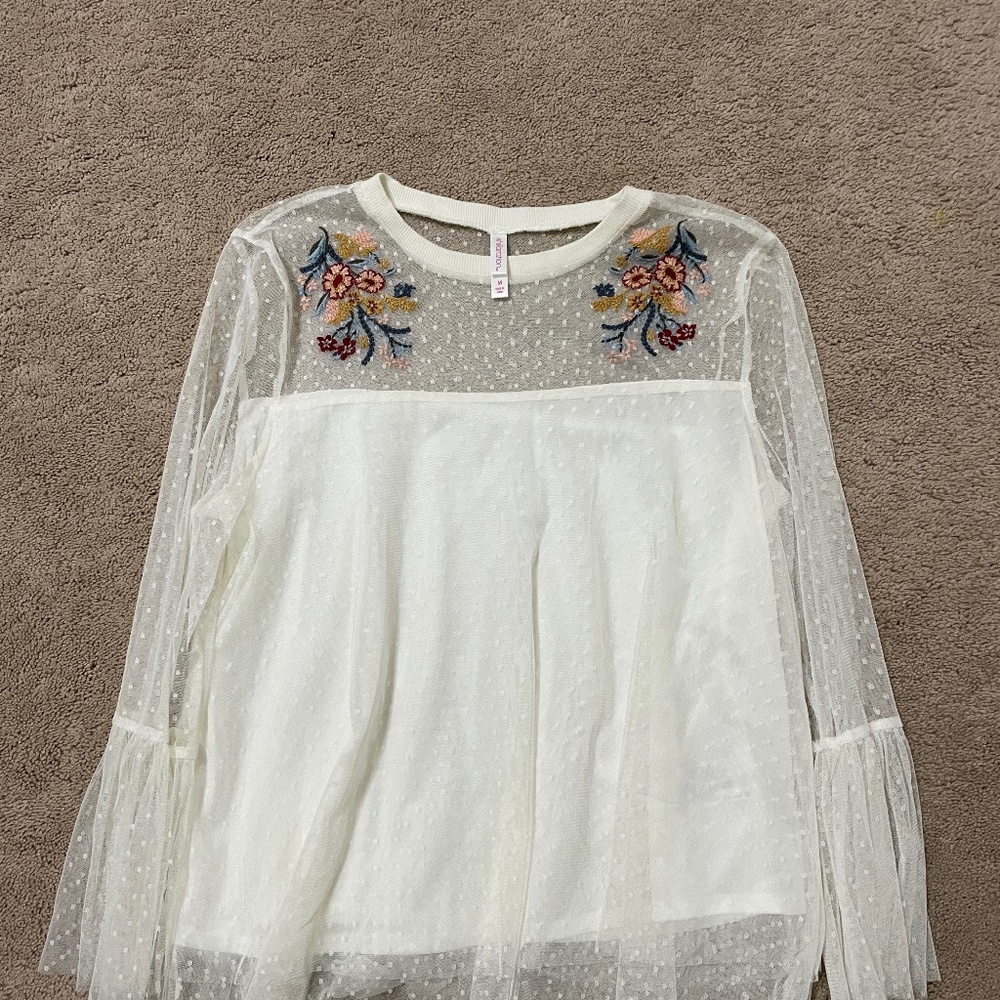 Women’s Cream Embroidered Long Sleeve Mesh Top